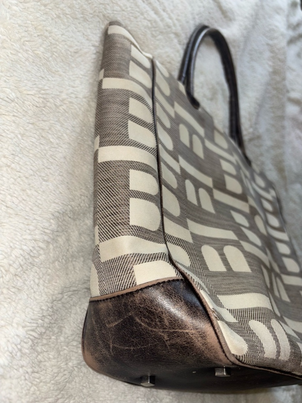 Bally Cream and Brown Tote Bag - Picture 3 of 12